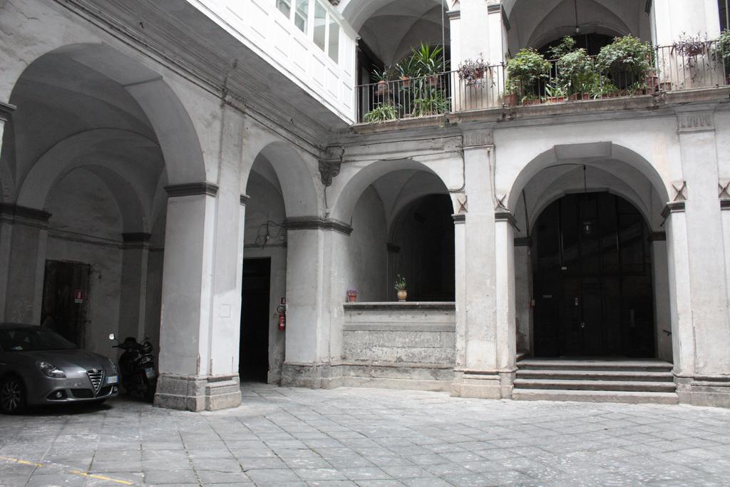 Charming Apartment Napoli Ngoại thất bức ảnh