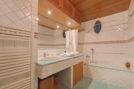 Charming Apartment Napoli Ngoại thất bức ảnh